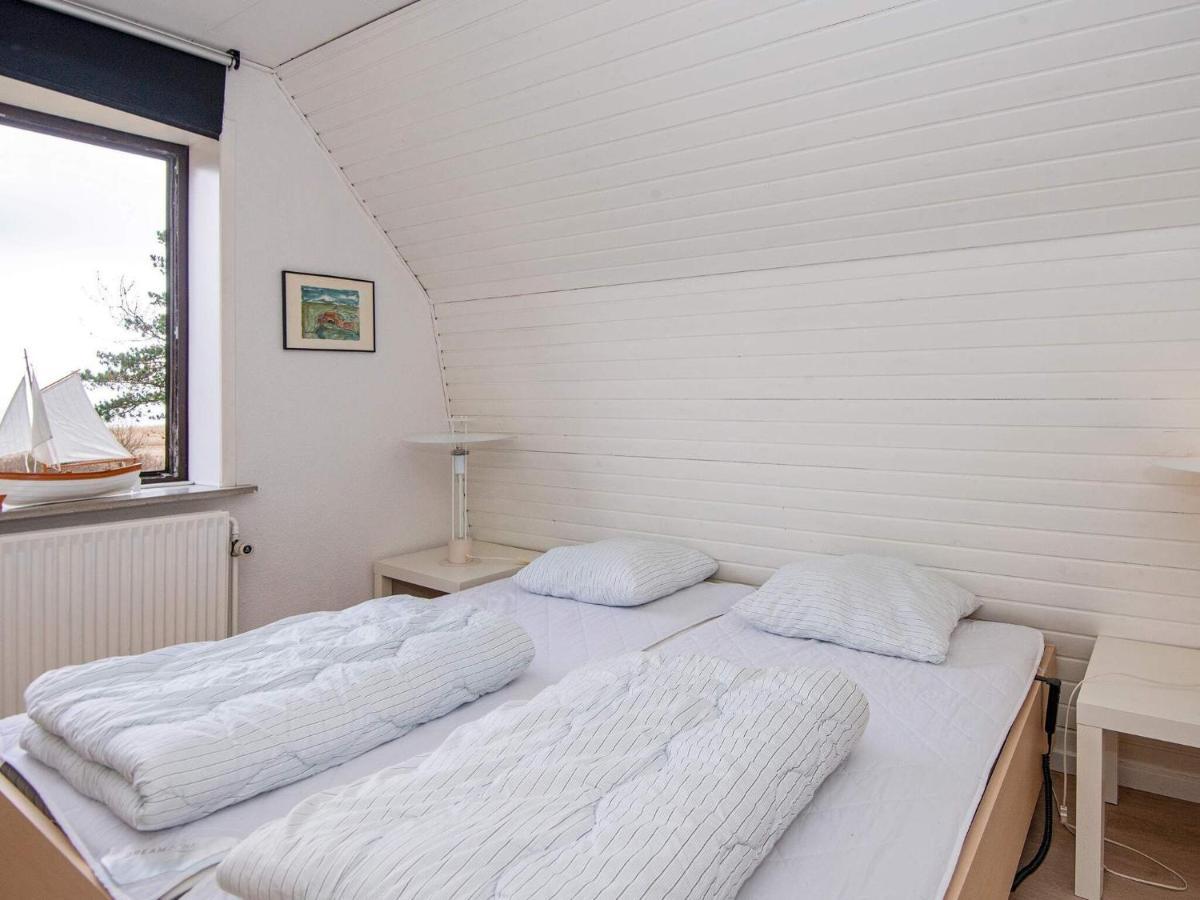 10 Person Holiday Home In R M Bolilmark Экстерьер фото