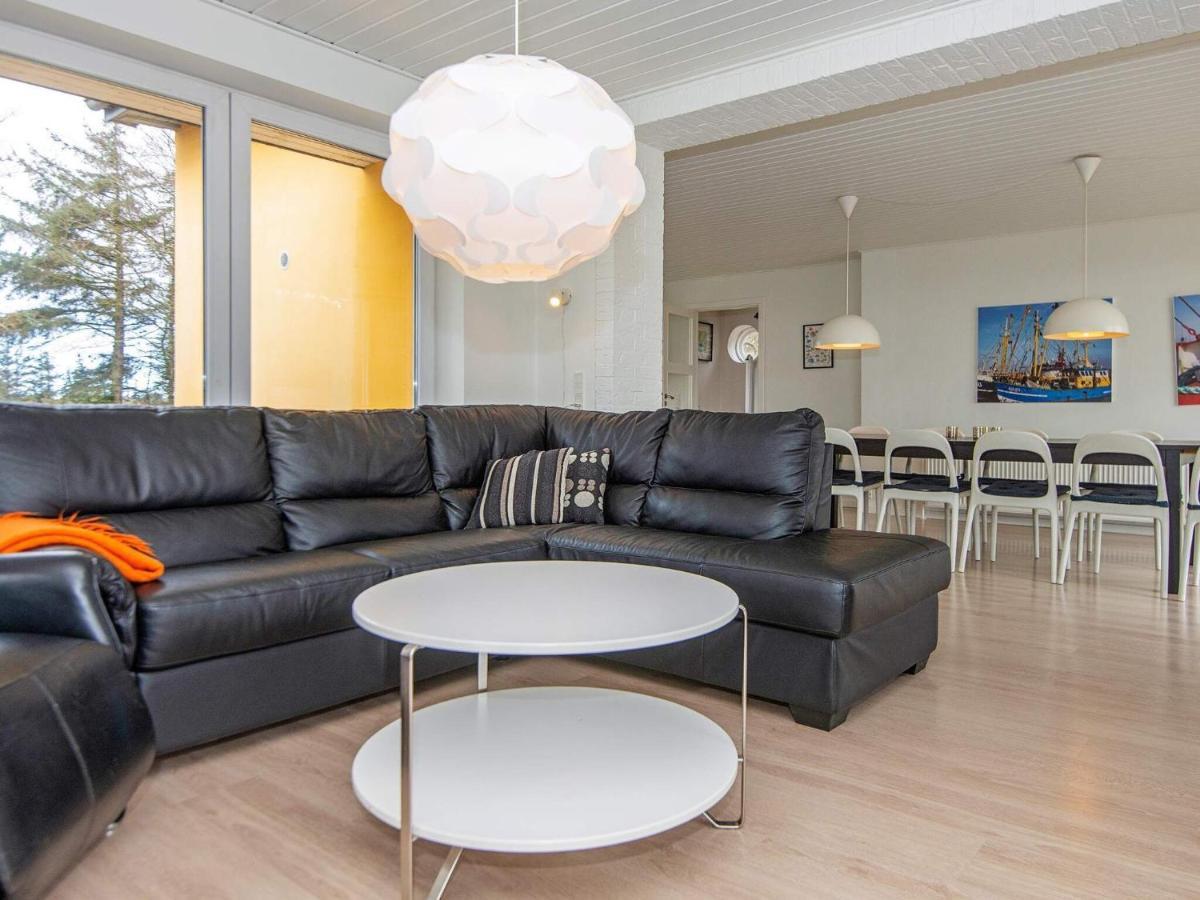 10 Person Holiday Home In R M Bolilmark Экстерьер фото